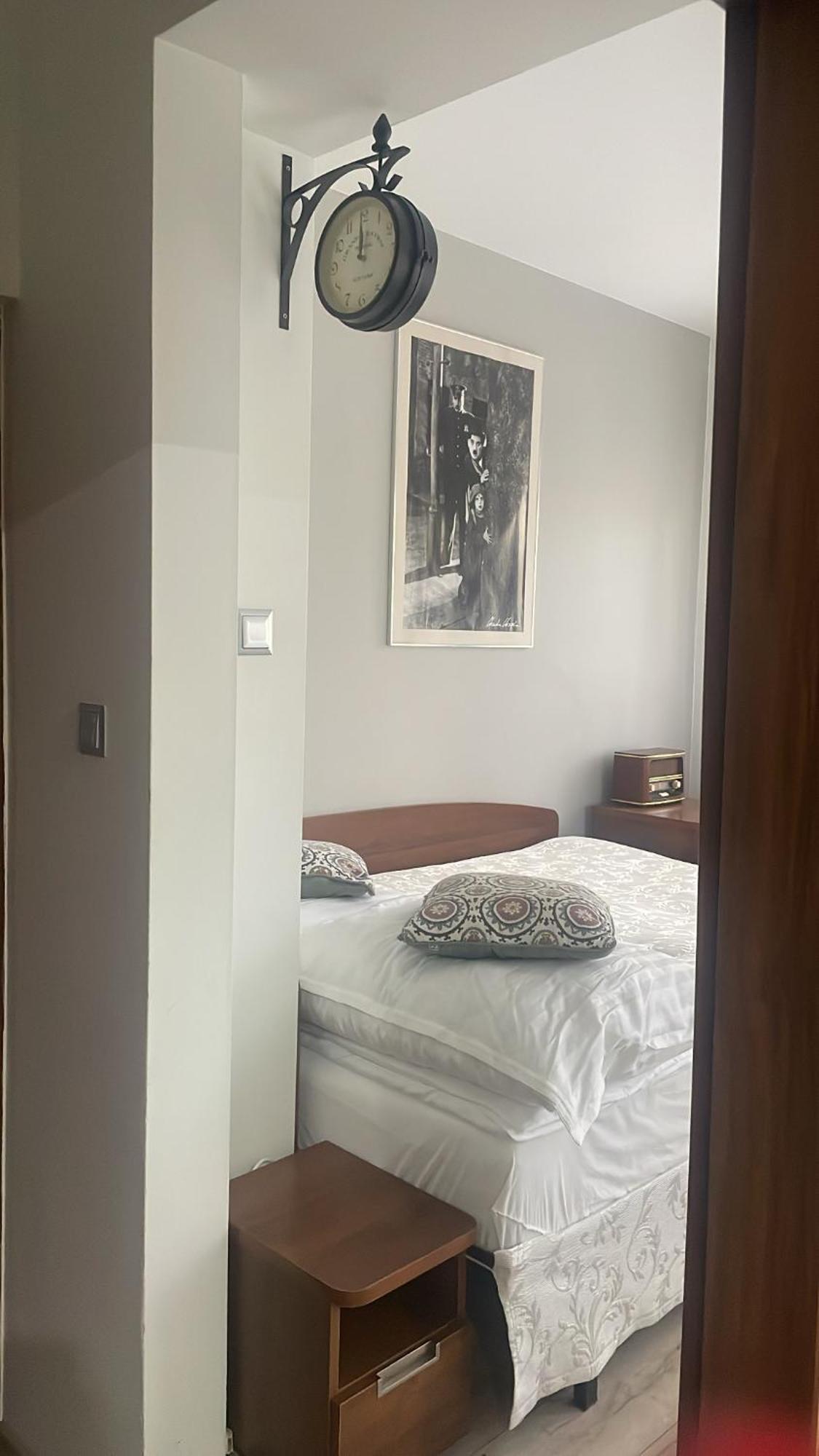Pokoje Goscinne W Starym Kinie Ustka Exteriör bild